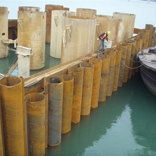 双鸭山钢护筒现场安装